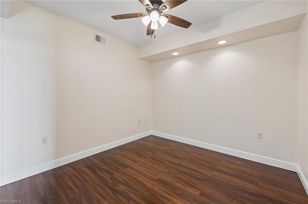 2810 Cypress Trace CIR 2112 photo 36 of 50