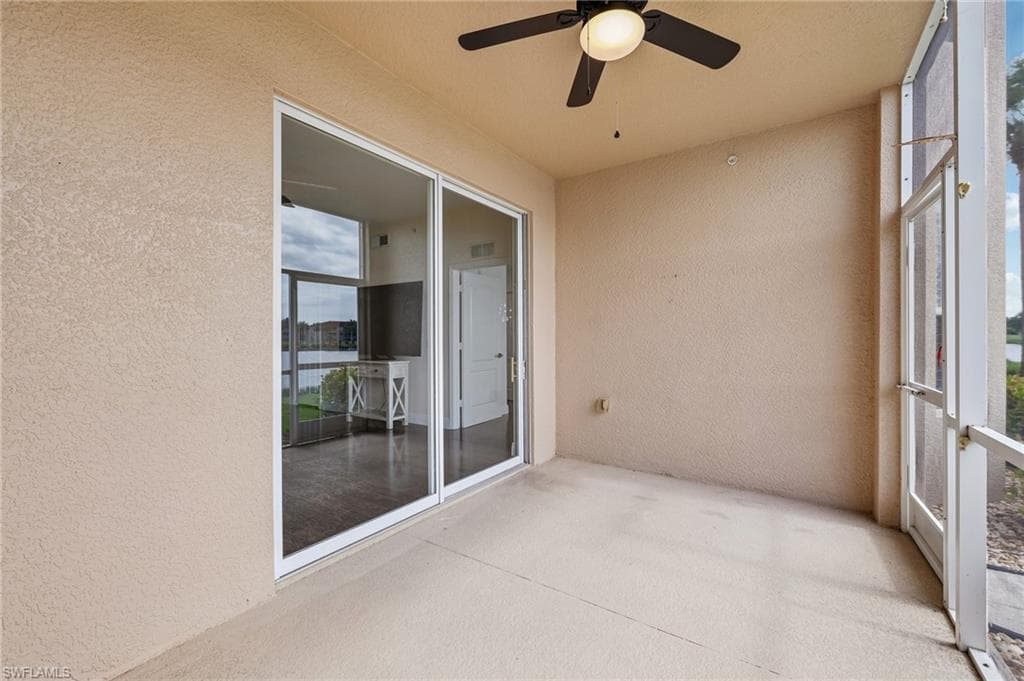 2810 Cypress Trace CIR 2112 photo 10 of 50
