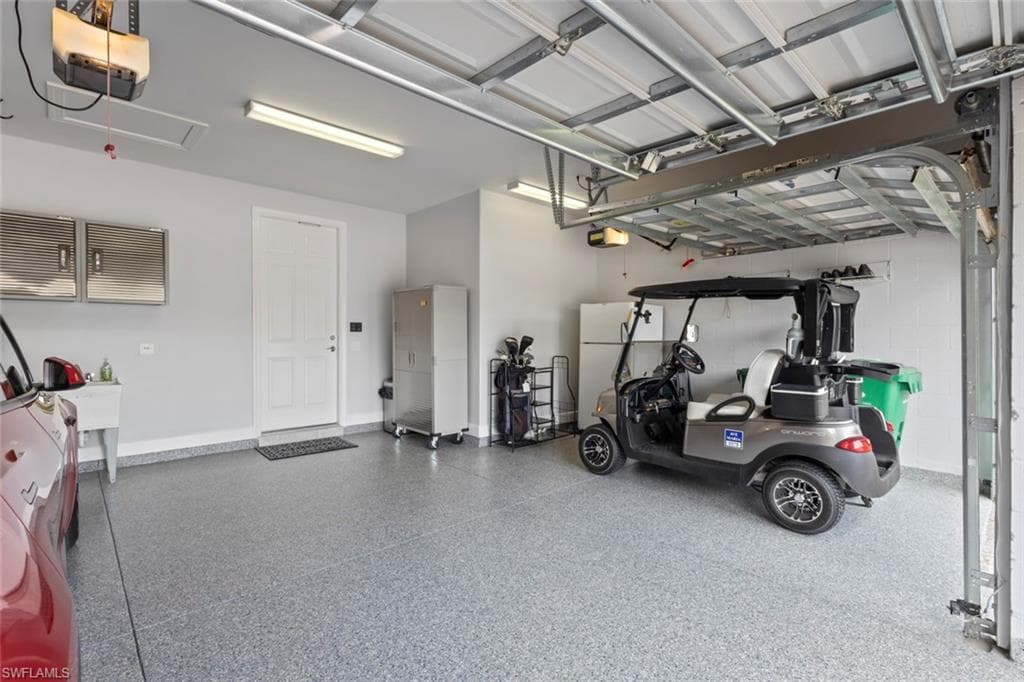 Polyaspartic finish epoxy floor