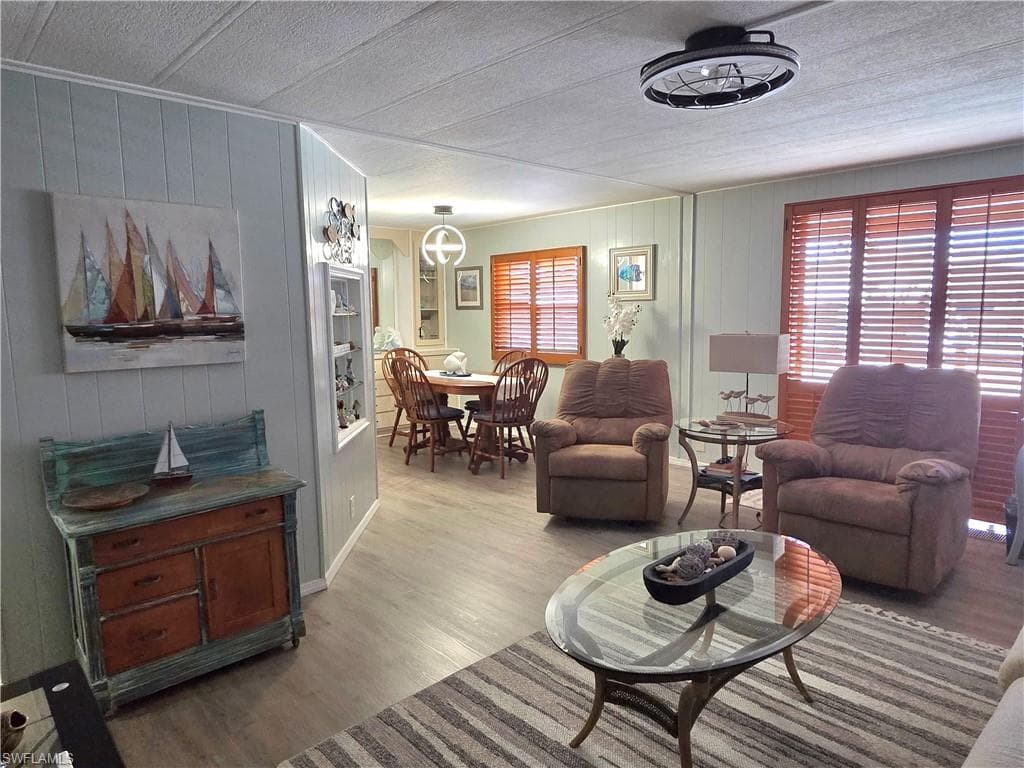 Solid subfloors, updated lighting and ceiling fans