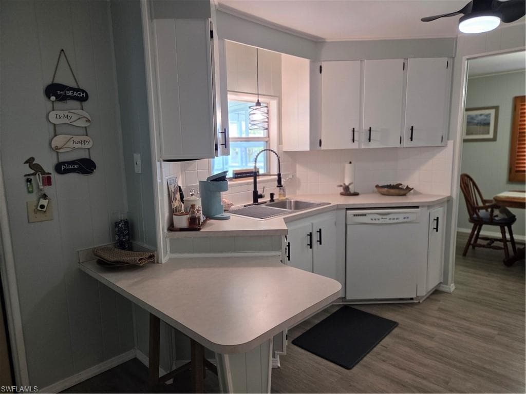 Updated Kitchen with a new faucet and lots of functionality.