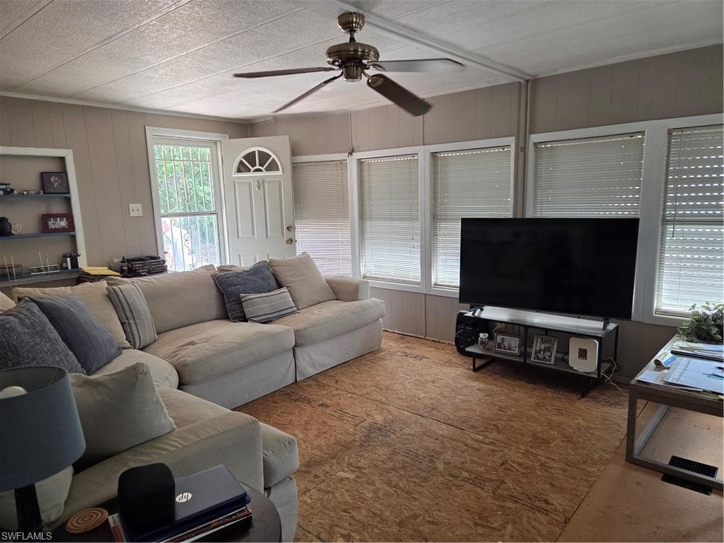 Make this your full-time residence or vacation getaway.