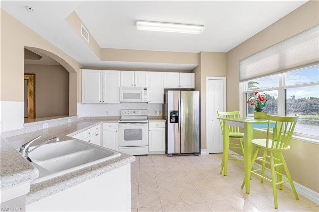 10730 Ravenna WAY 305 photo 2 of 46