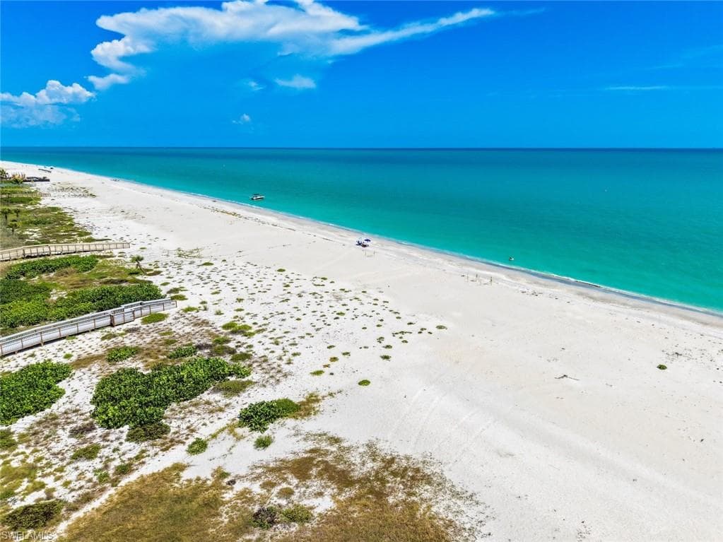 Deeded Beach Access nearby