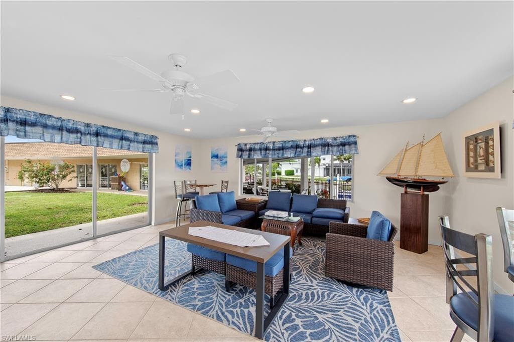 4309 Mariner WAY 405 photo 39 of 47
