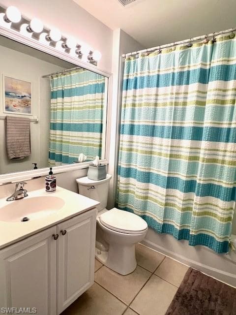 Guest Bath w/tub/shower combo