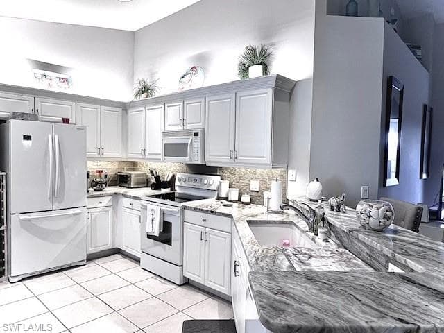 Quartz counters, appliances