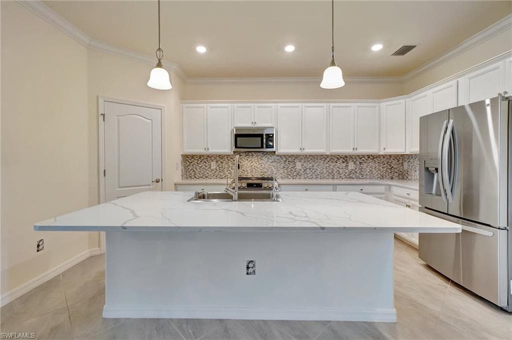 14096 Vindel CIR photo 7 of 43