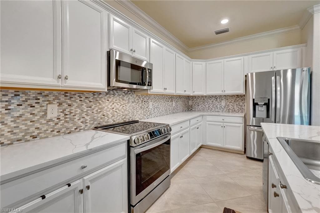 14096 Vindel CIR photo 8 of 43