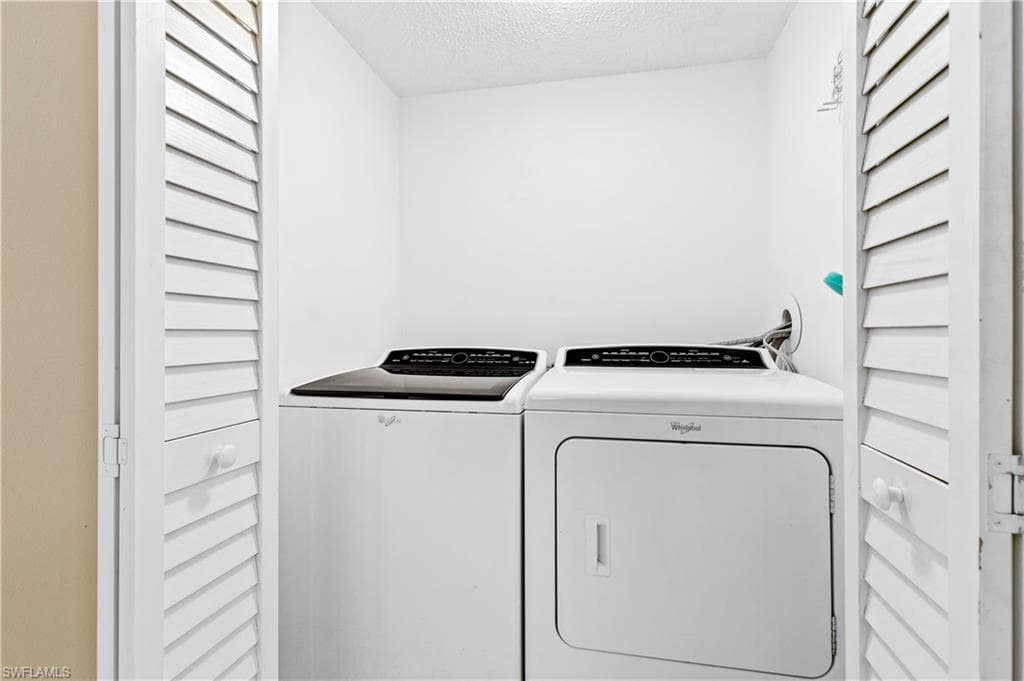 Full-Size Washer & Dryer