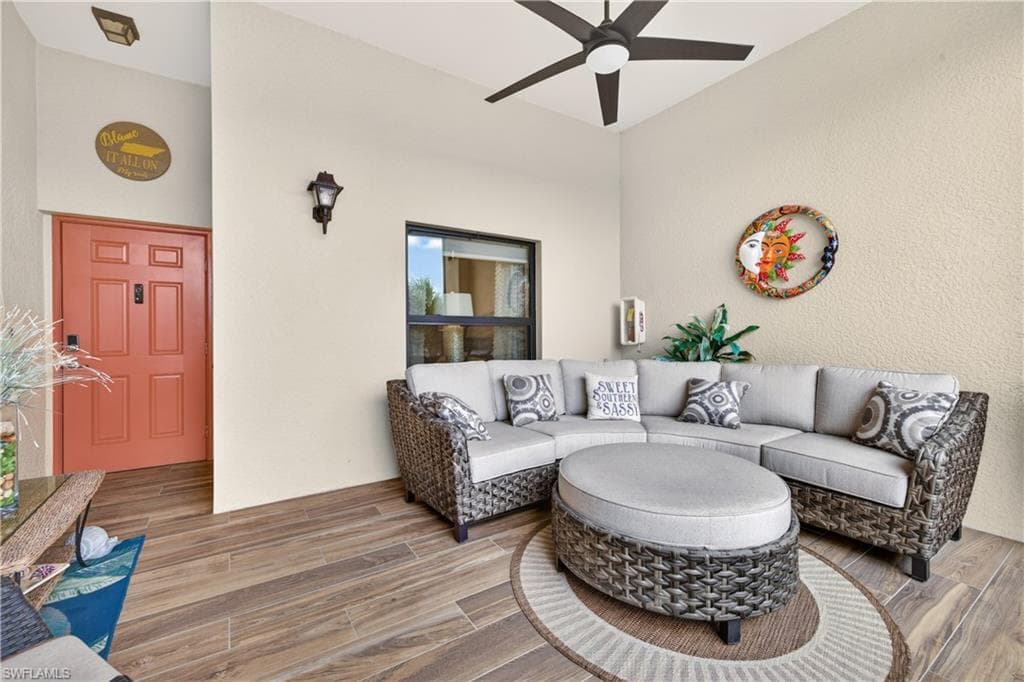 13710 Julias WAY 924 photo 1 of 28