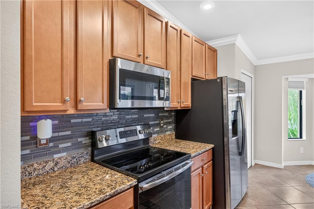 13710 Julias WAY 924 photo 14 of 28