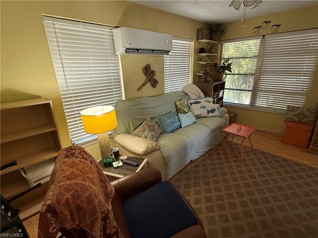 1635 Kensington CT photo 9 of 9