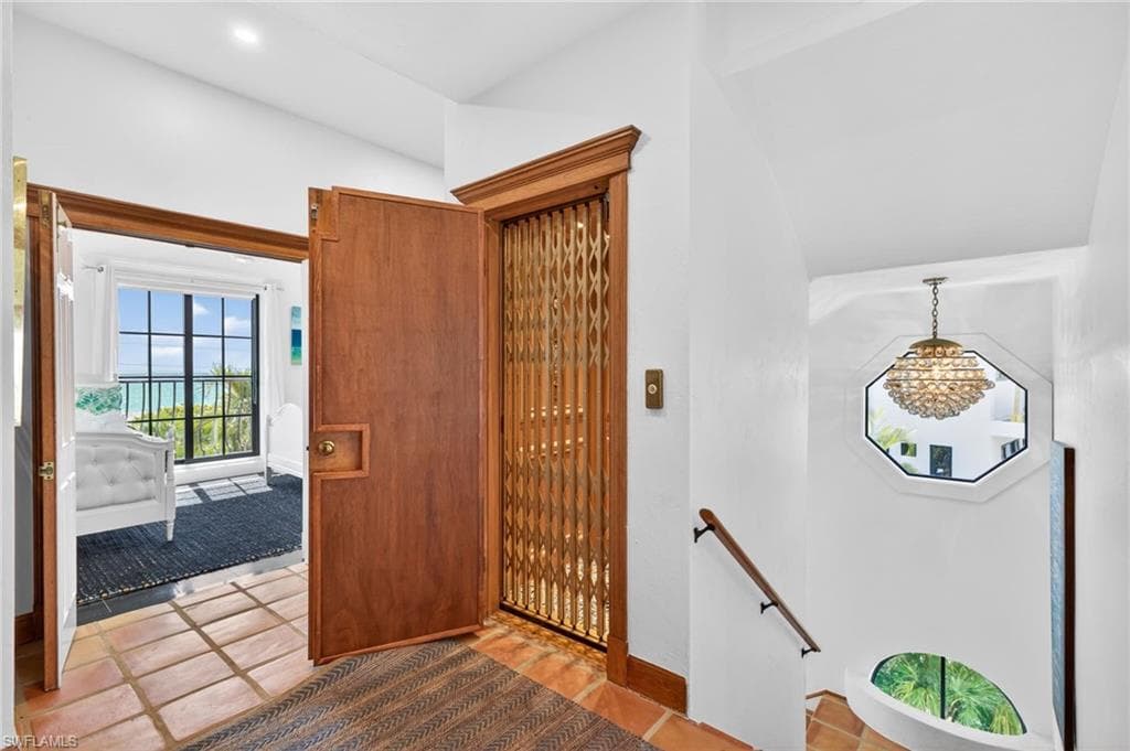 17201 Captiva DR photo 34 of 50