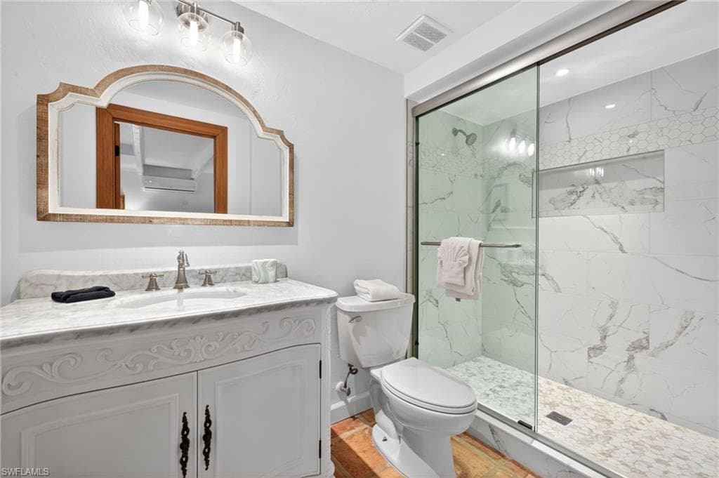 17201 Captiva DR photo 29 of 50