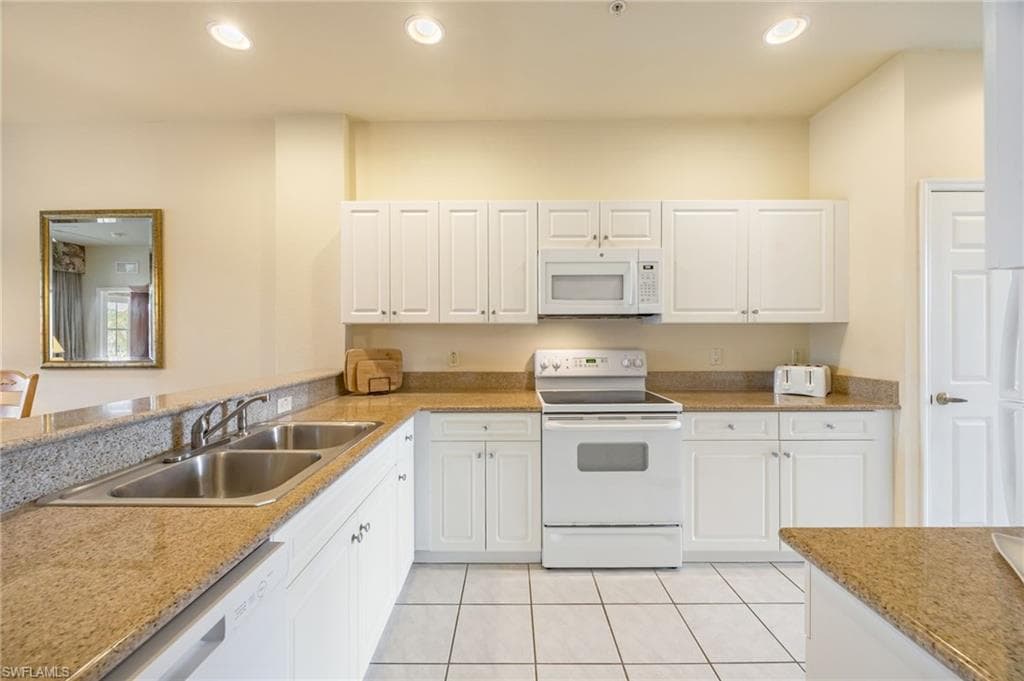 7920 Mahogany Run LN 1024 photo 17 of 28