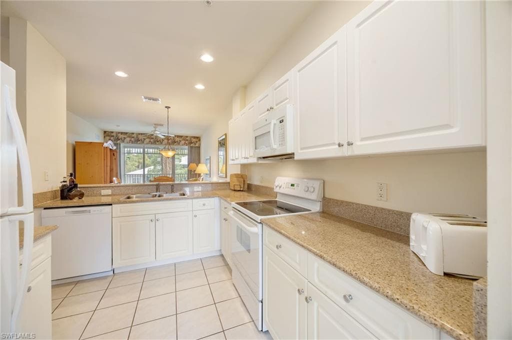 7920 Mahogany Run LN 1024 photo 16 of 28