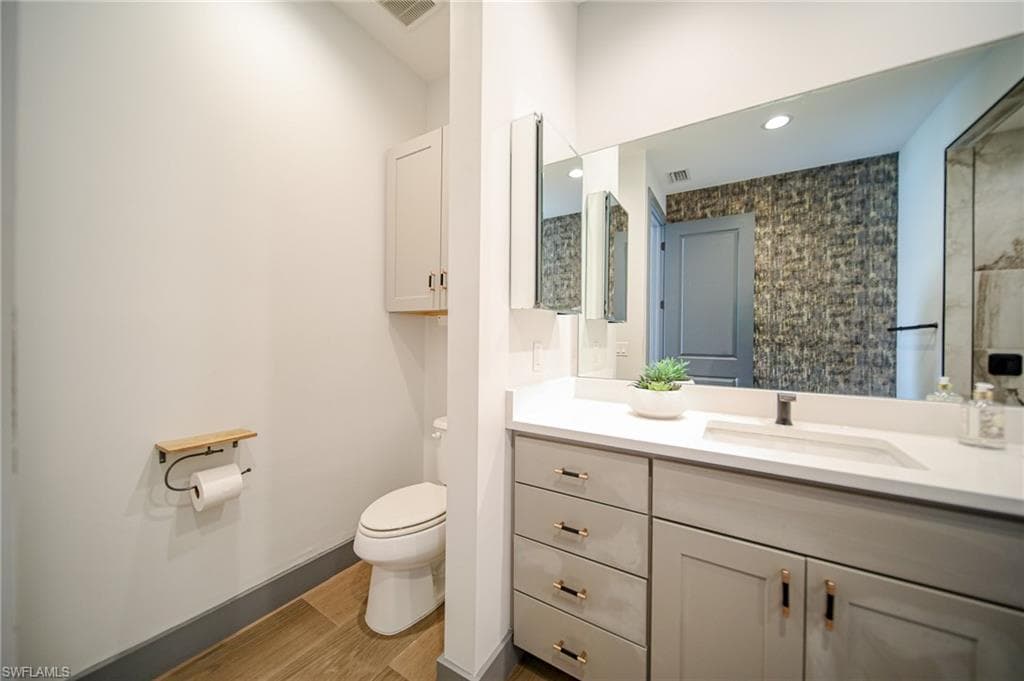 8355 Coral DR photo 14 of 35