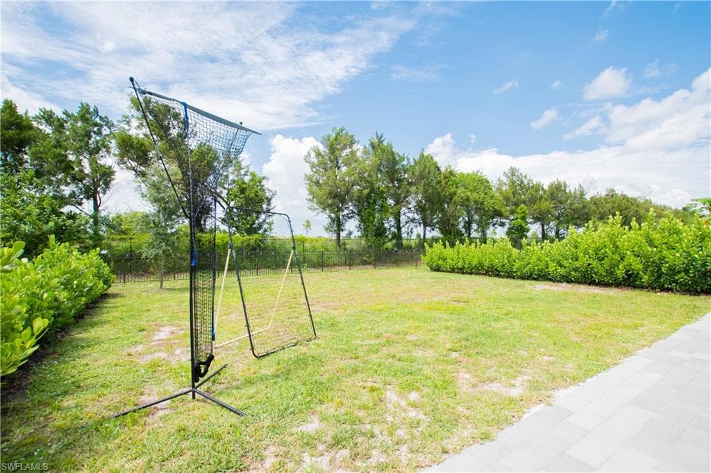 2639 Scarlet WAY photo 32 of 35