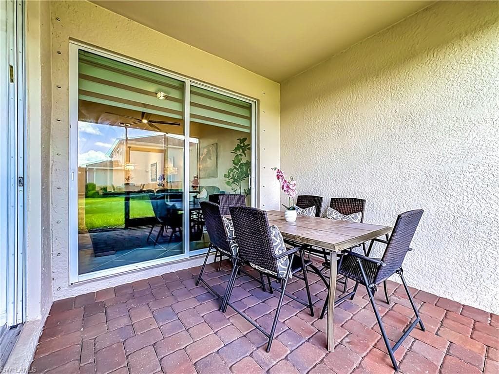 Screened lanai