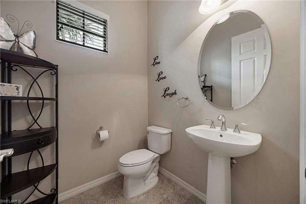 11875 Izarra WAY 8712 photo 21 of 33