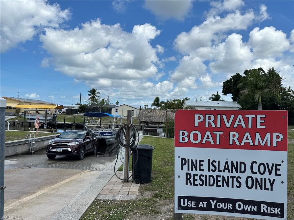Community boat lift allows convenient navigation from your backyard to some of SWFL's most desirable waterfront destinations