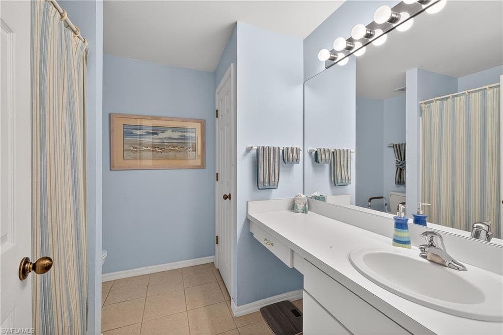 12835 Oakpointe CIR photo 14 of 32