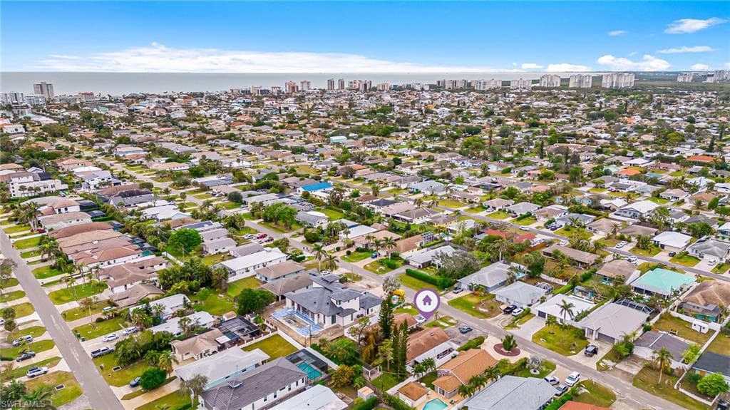 Aerial view showing walking distance to Vanderbilt beach
