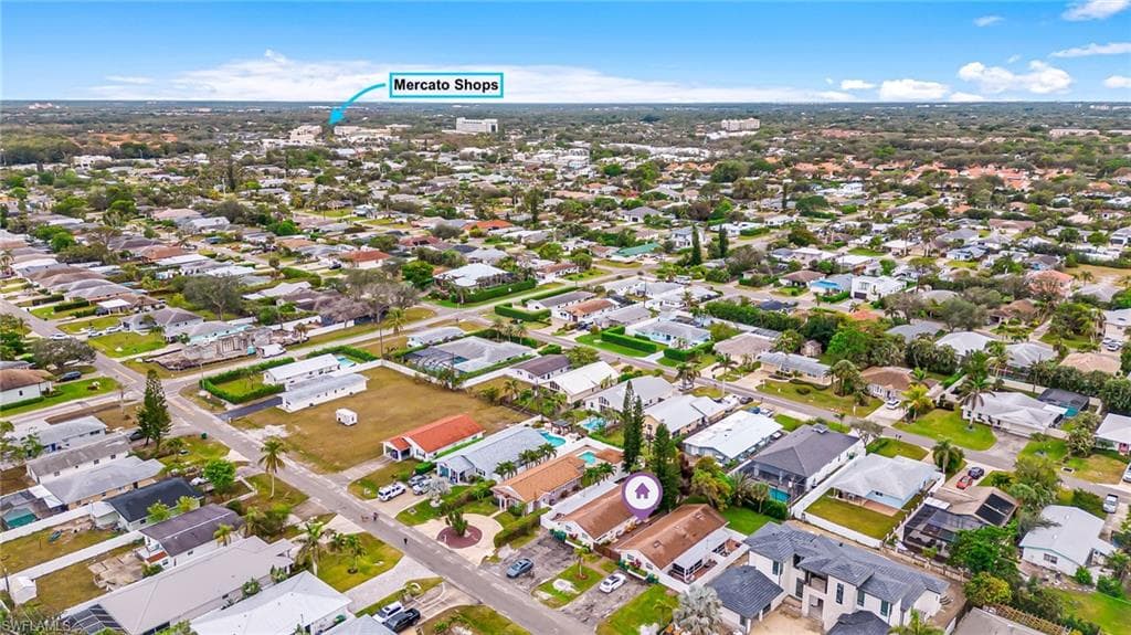 Aerial view showing proximity to Mercato, shopping and dining