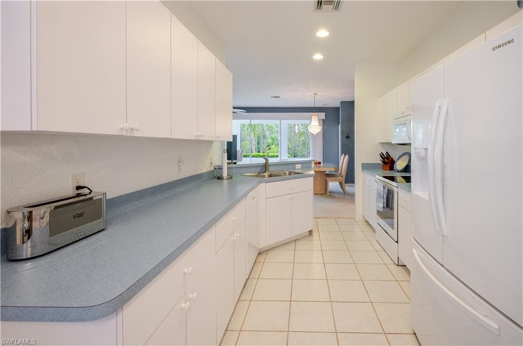 20771 Mystic WAY photo 4 of 39