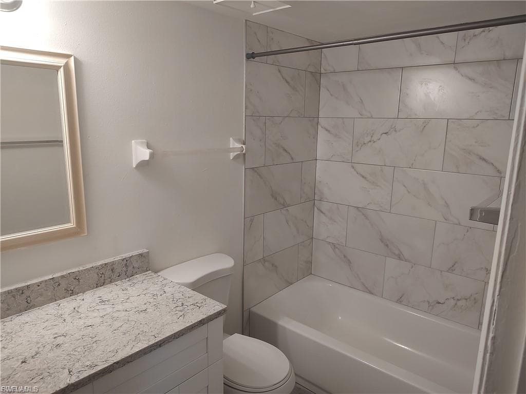 5311 Summerlin RD 1109 photo 9 of 9