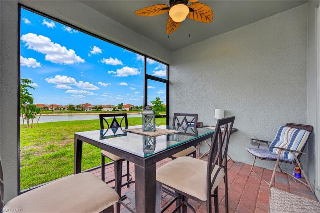 Rear Lanai overlooking the lake