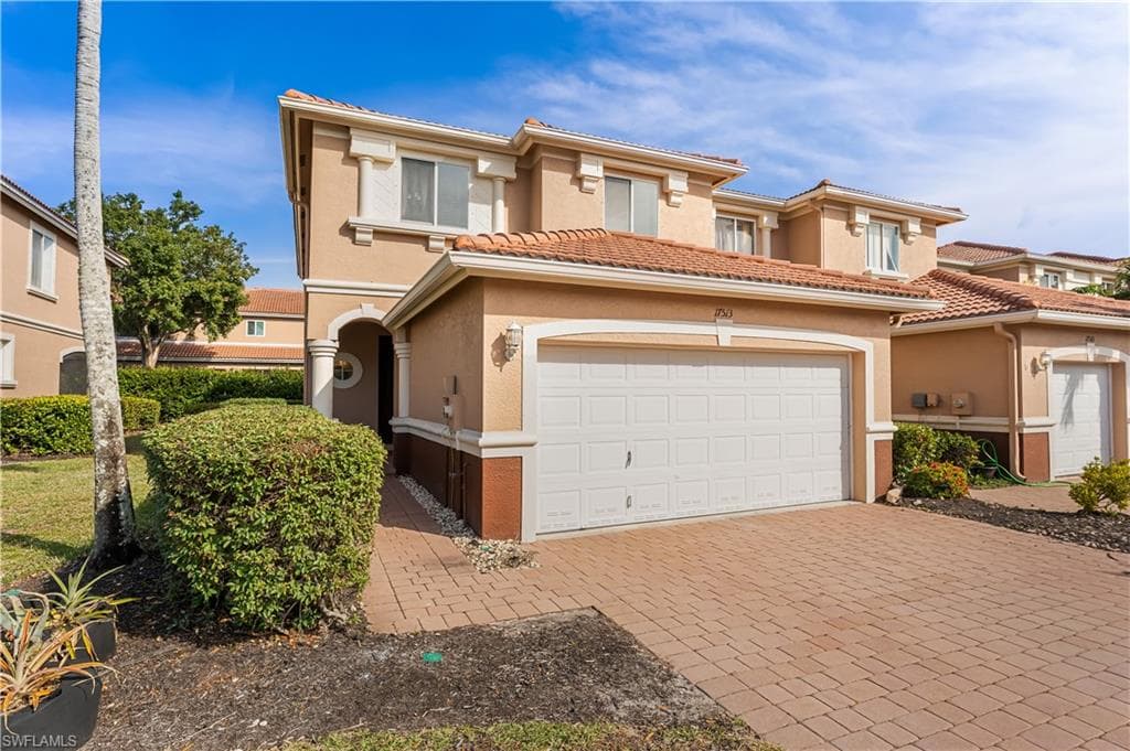 17513 Cherry Ridge LN photo 1 of 49