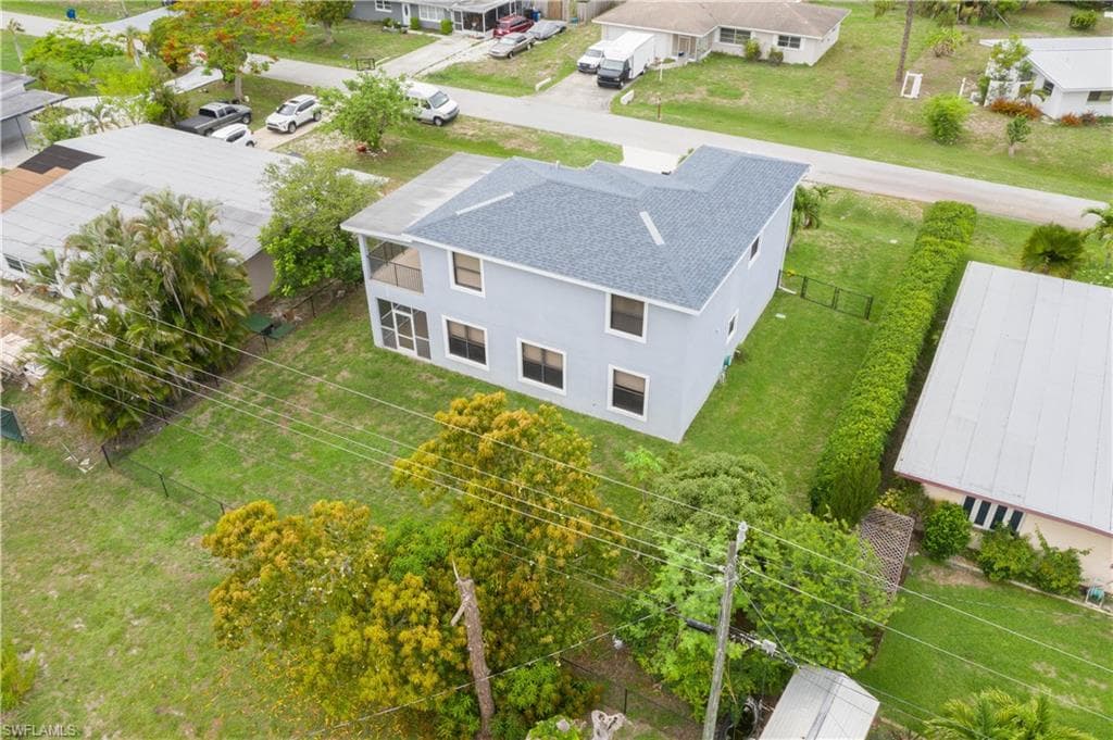 2360 Burton AVE photo 22 of 22