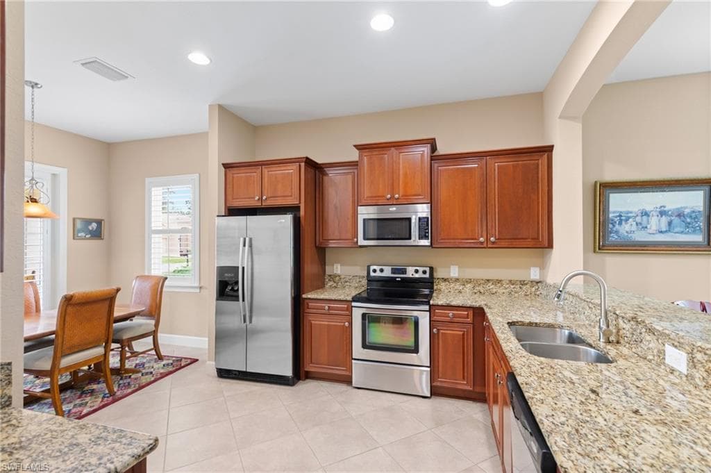 26351 Stonewall LN photo 10 of 34