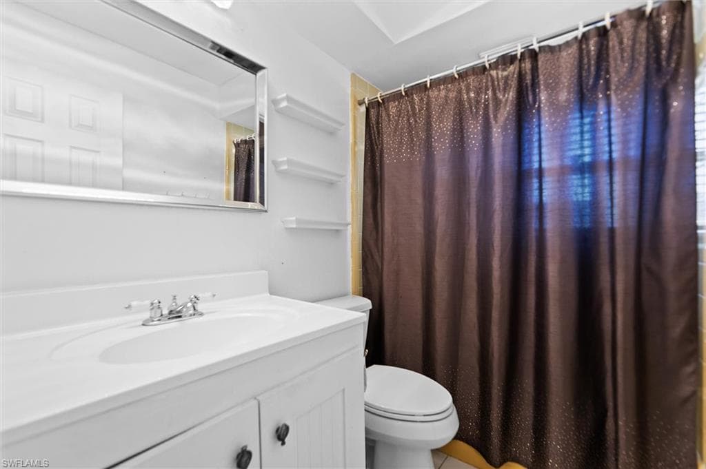 93 7th ST photo 22 of 41