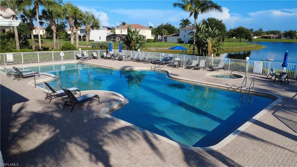 Coral Lakes Pool