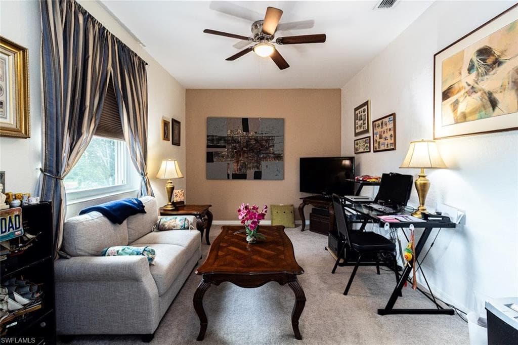 Master Bedroom and Sitting Area