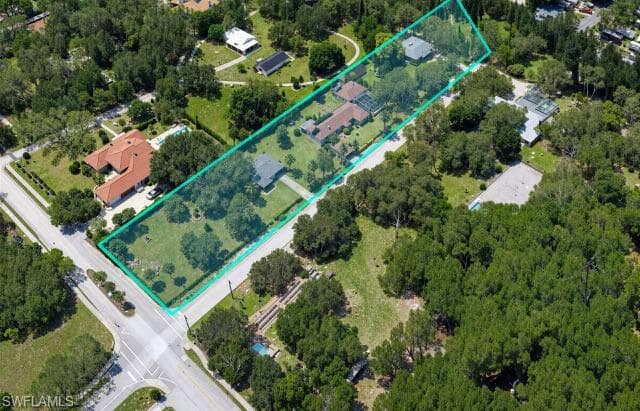 1063 SHADOWLAWN DR photo 3 of 4