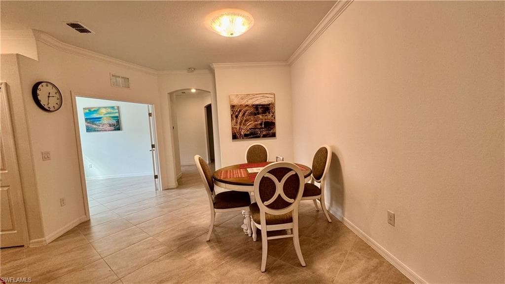 2066 Tamarron LN photo 9 of 31