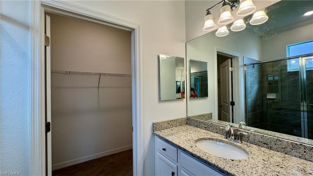 2066 Tamarron LN photo 18 of 31