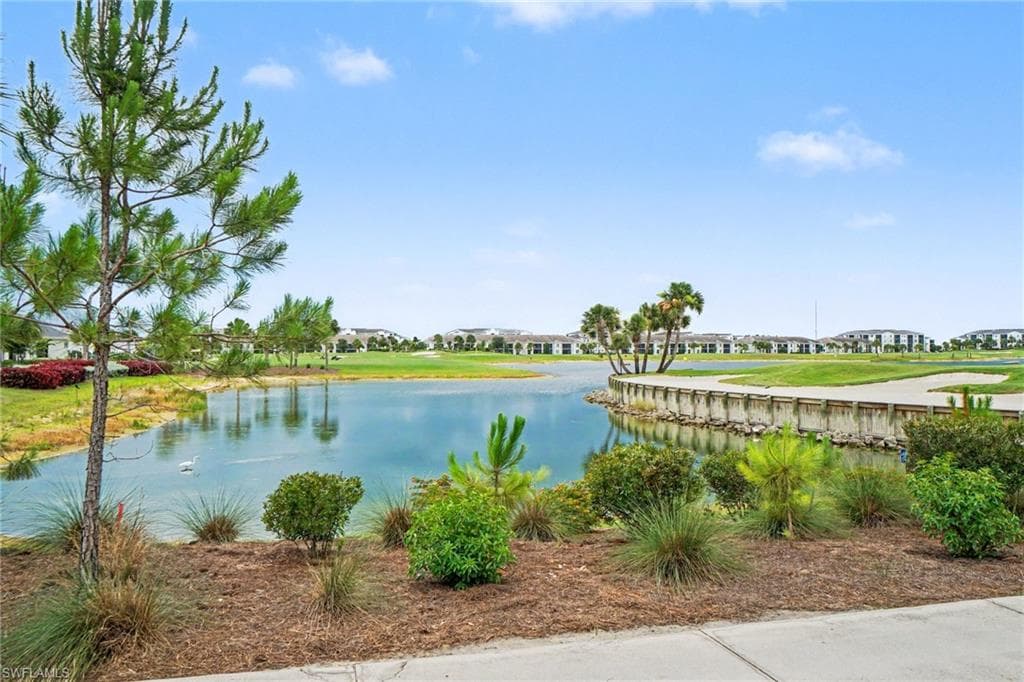 16000 Grassland LN 3112 photo 1 of 50
