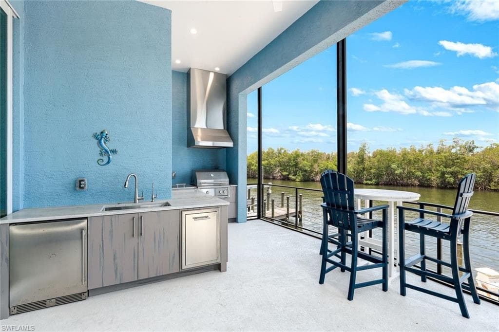 Summer Kitchen