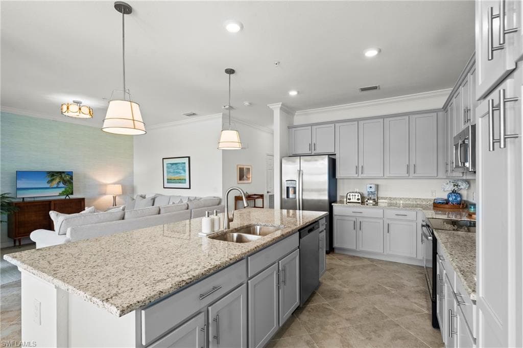 14061 Heritage Landing BLVD 445 photo 9 of 48
