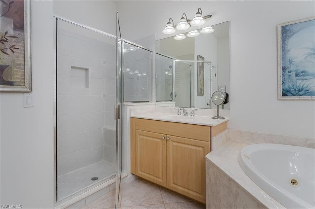 15821 Delaplata LN photo 18 of 32