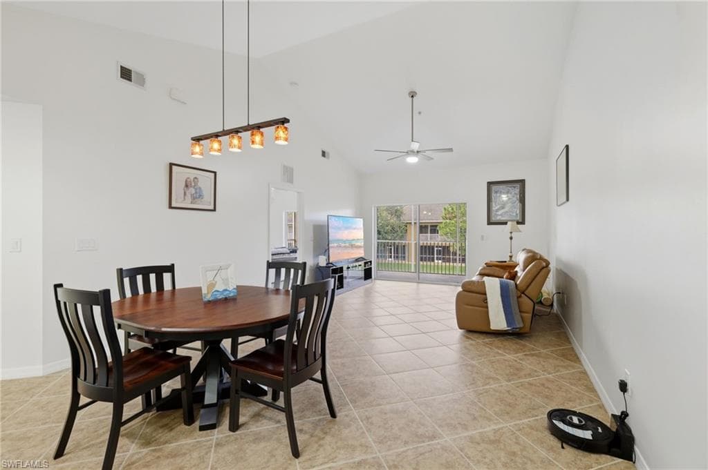 1108 Winding Pines CIR 201 photo 2 of 38