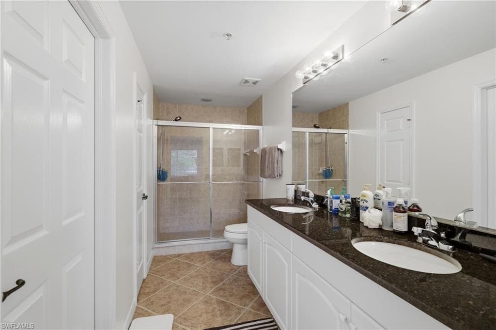 1108 Winding Pines CIR 201 photo 14 of 38