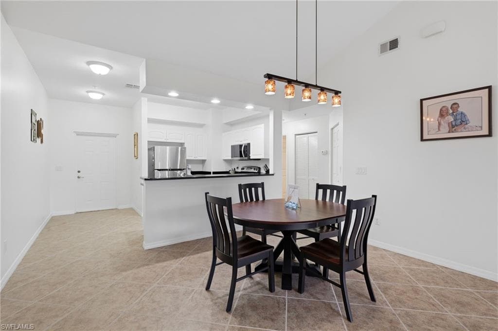 1108 Winding Pines CIR 201 photo 8 of 38