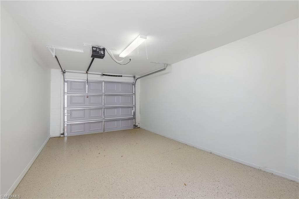 1108 Winding Pines CIR 201 photo 21 of 38