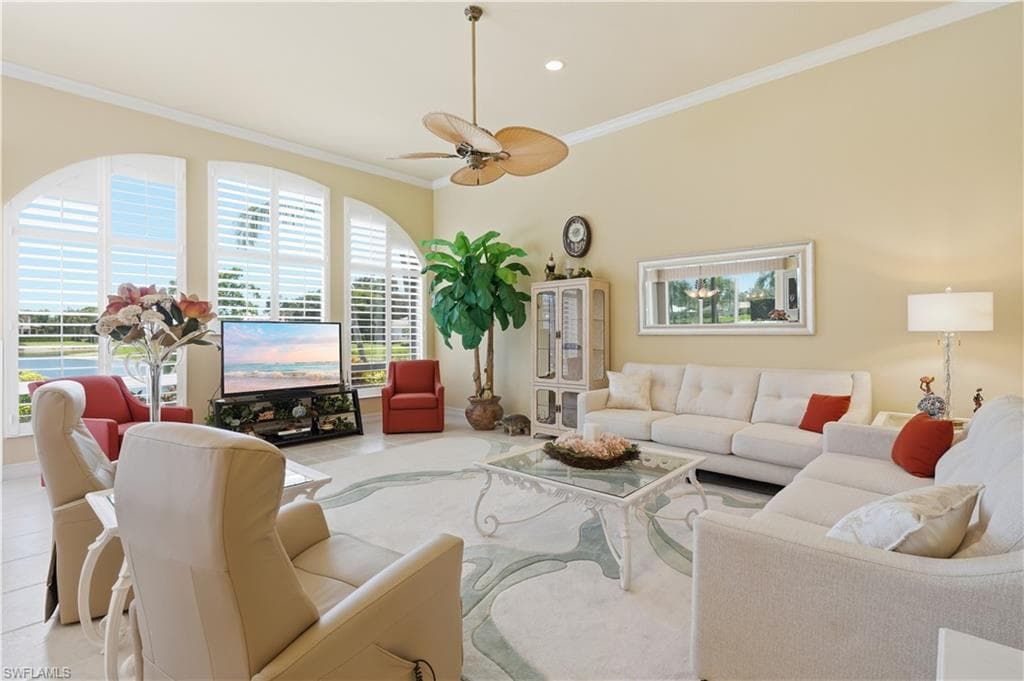 11811 Longshore WAY E photo 10 of 38